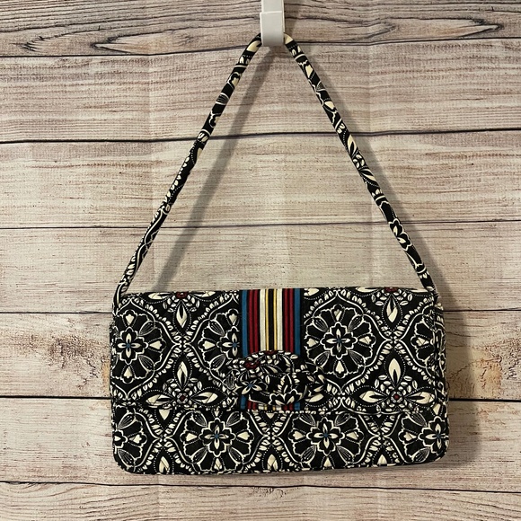 Retired Vera Bradley Knot Just a Clutch Purse in Barcelona Pattern - Picture 1 of 8